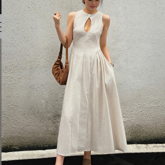 COMMENSE *NWT Cotton & Linen Pleated Cutout Long Dress | M - Picture 3 of 7